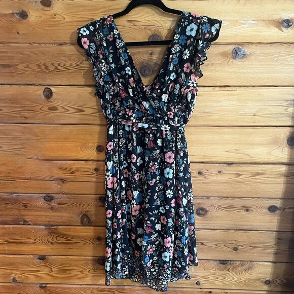 NWT Jessica Simpson Floral Maternity Dress Size Small - Picture 2 of 7